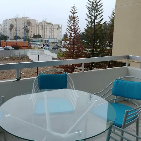 Διαμέρισμα Sandiz Beach 111 *